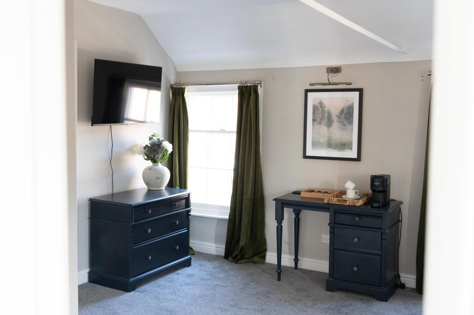 The Raven Hotel At Much Wenlock By Purestay Екстер'єр фото