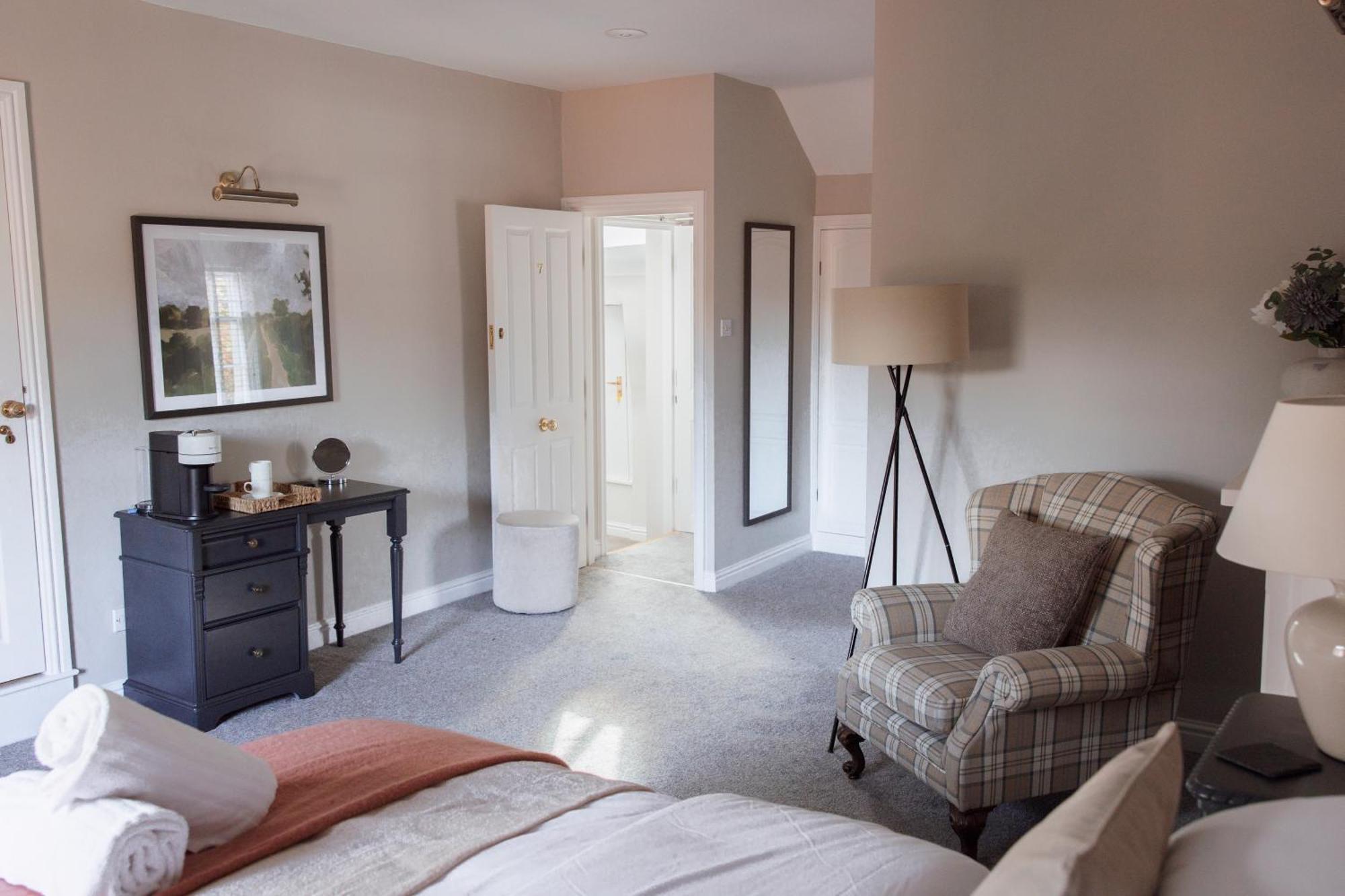 The Raven Hotel At Much Wenlock By Purestay Екстер'єр фото