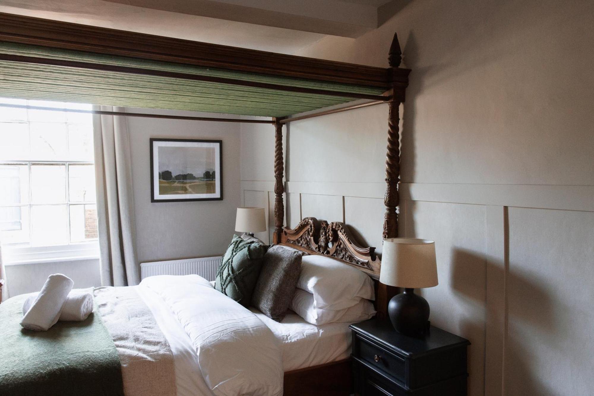 The Raven Hotel At Much Wenlock By Purestay Екстер'єр фото