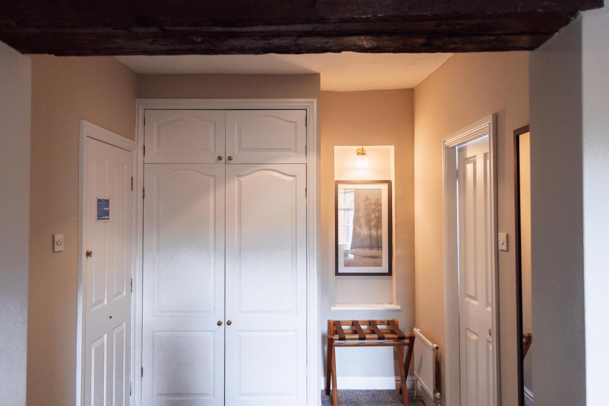 The Raven Hotel At Much Wenlock By Purestay Екстер'єр фото