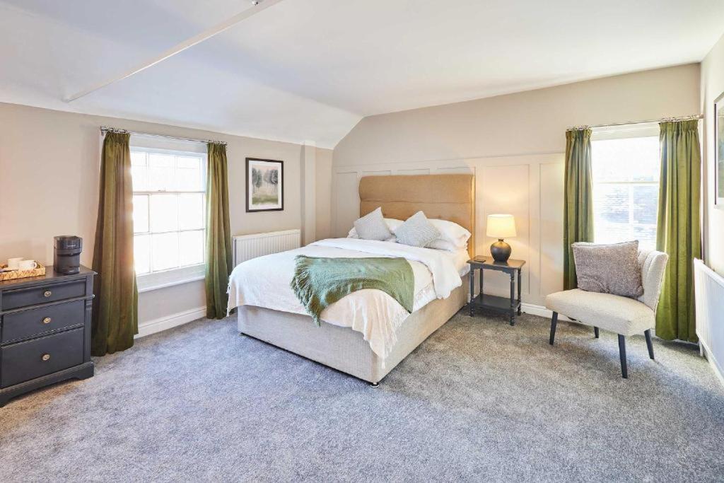 The Raven Hotel At Much Wenlock By Purestay Екстер'єр фото